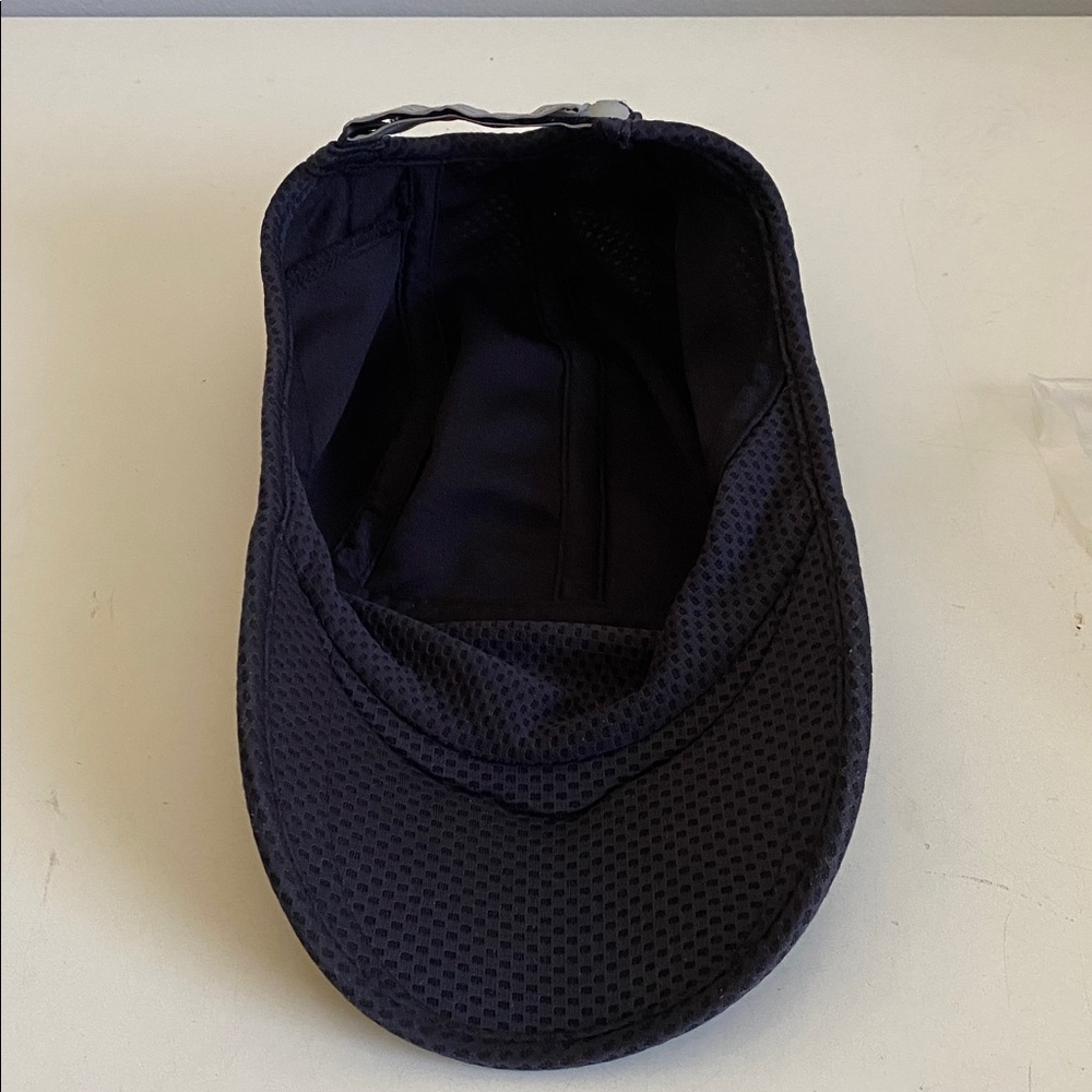 Nike Daybreak Dri-Fit Mesh Black Hat, 7 panel - Picture 4 of 5